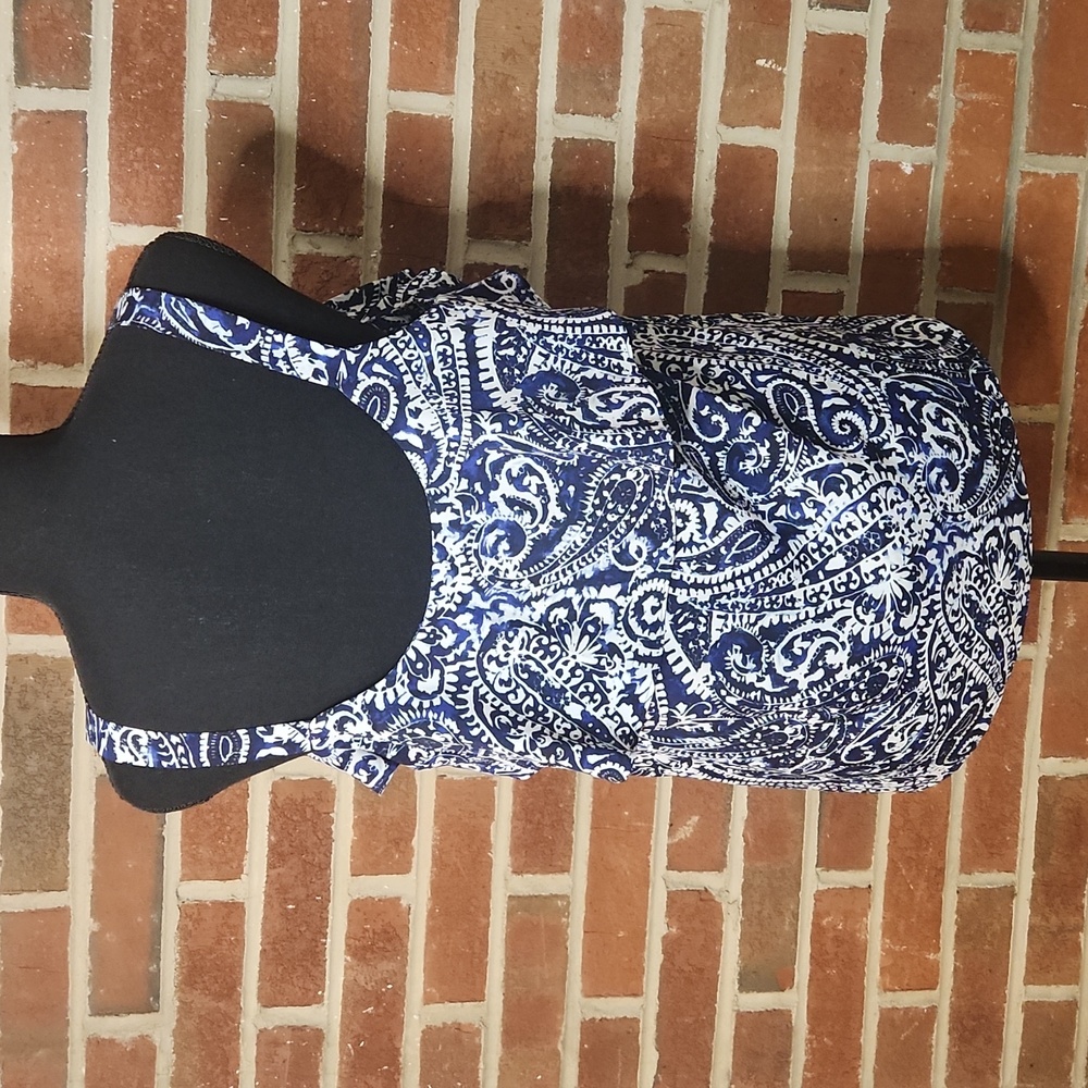 LOFT blue paisley top with ruffle, size M - Picture 3 of 5